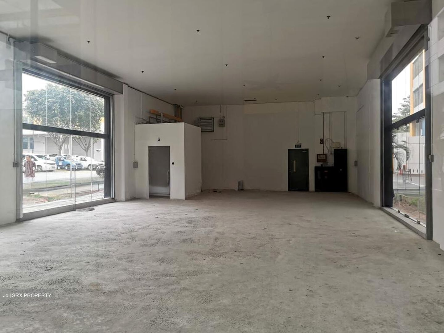 Tradehub 21 (D22), Retail #503379251